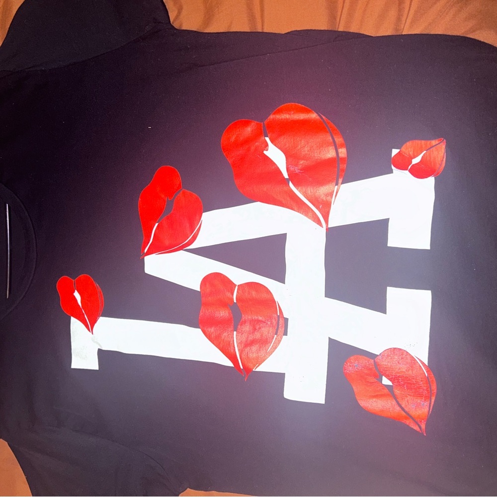 La Ropa “To live and fly in LA” black tee